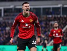 华体会体育平台-早知道｜曼联力克埃(āi)弗顿重回第四(sì)