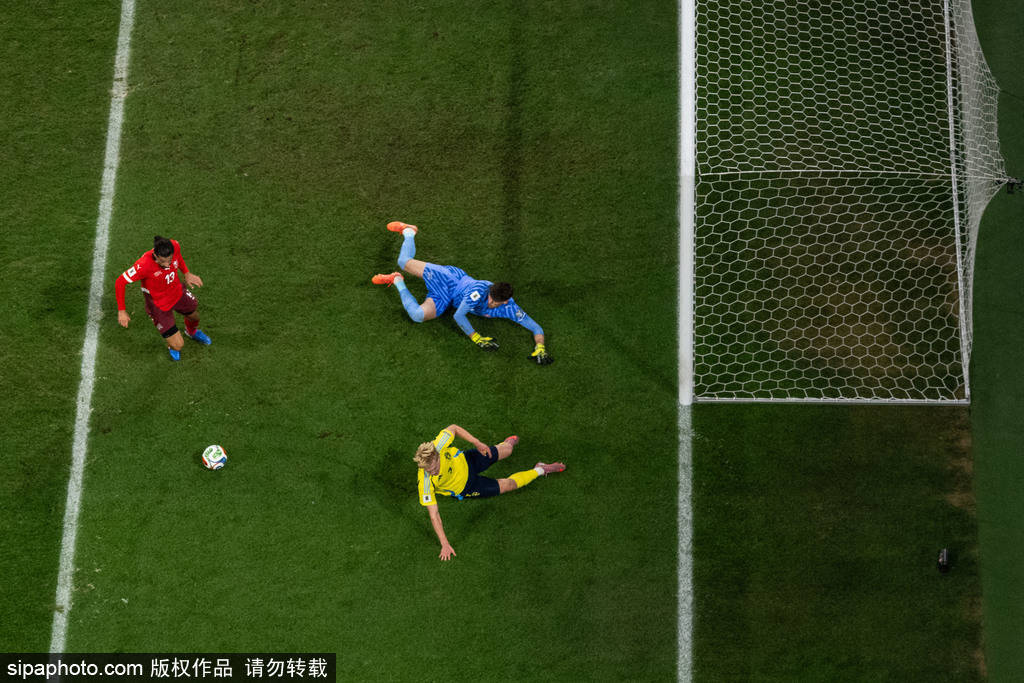 华体会体育首页-带不动！阿森纳利物浦两大神锋联手造良机 热刺小将失空门
