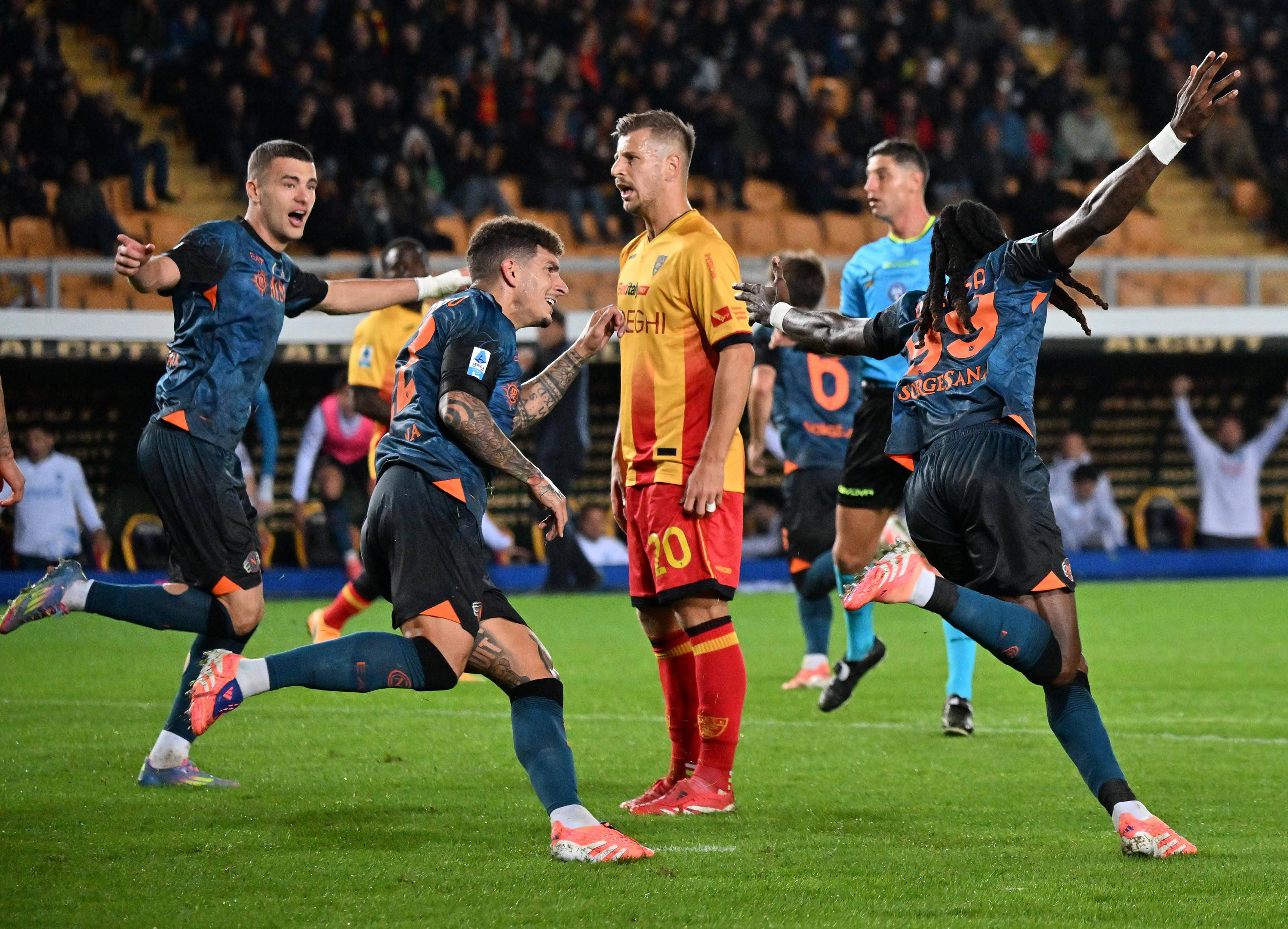 华体会-（体育）足球——意甲：那不勒斯胜莱切