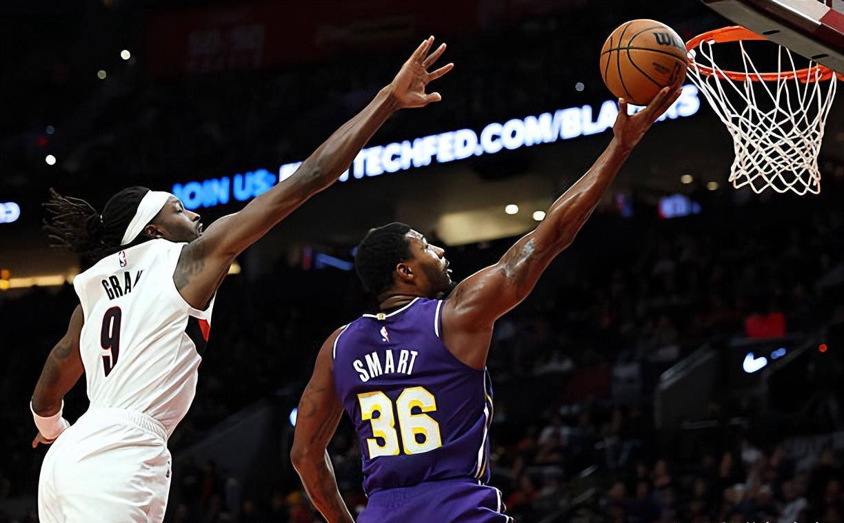 HTH华体会-湖人后场球员谈战胜波特兰开拓者的比赛