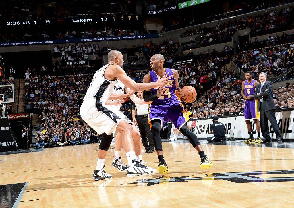 华体会体育app-同行：邓肯荣誉强于科比，所以历史地位高于科比！