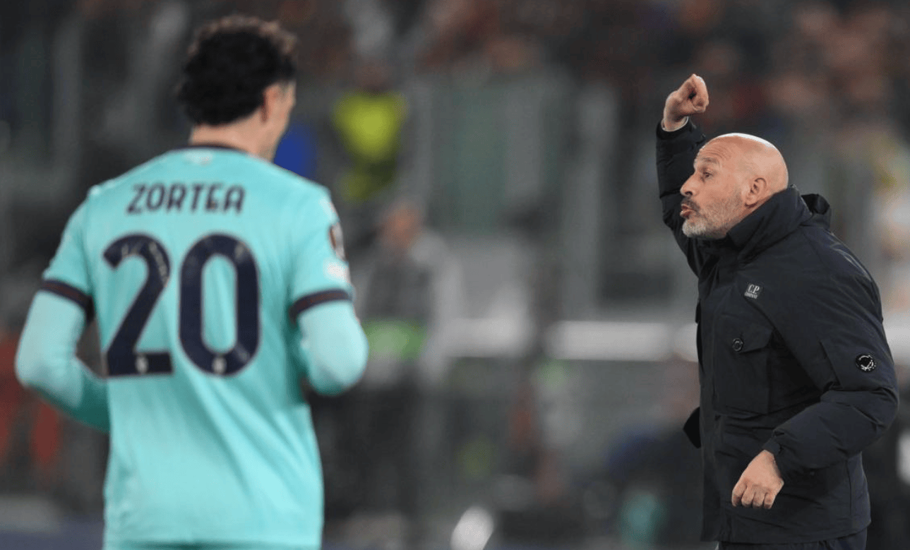 华体会体育首页-激战加时赛，第111分钟绝殺(shā)，罗马轰然倒下，惨遭淘汰，無(wú)緣(yuán)8强